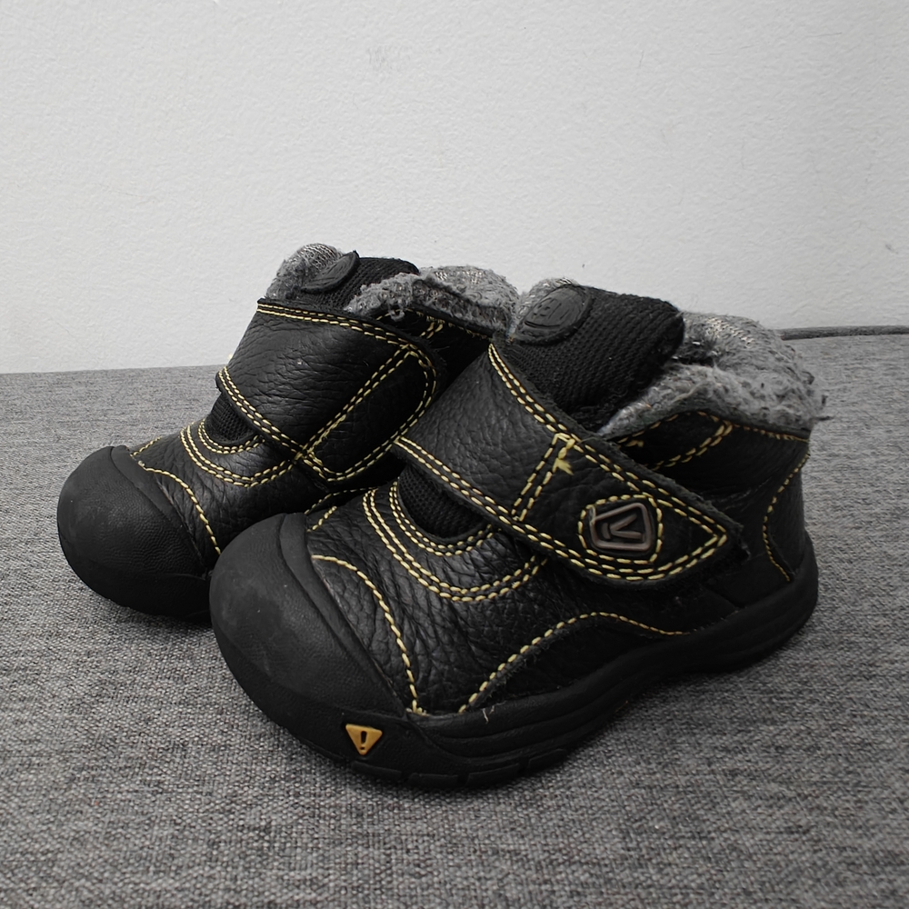 Keen Black and Gray Kids Shoes